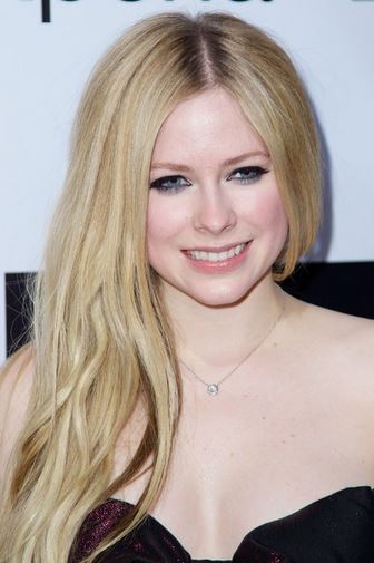 Avril Lavigne blue eyes pale skin hair color